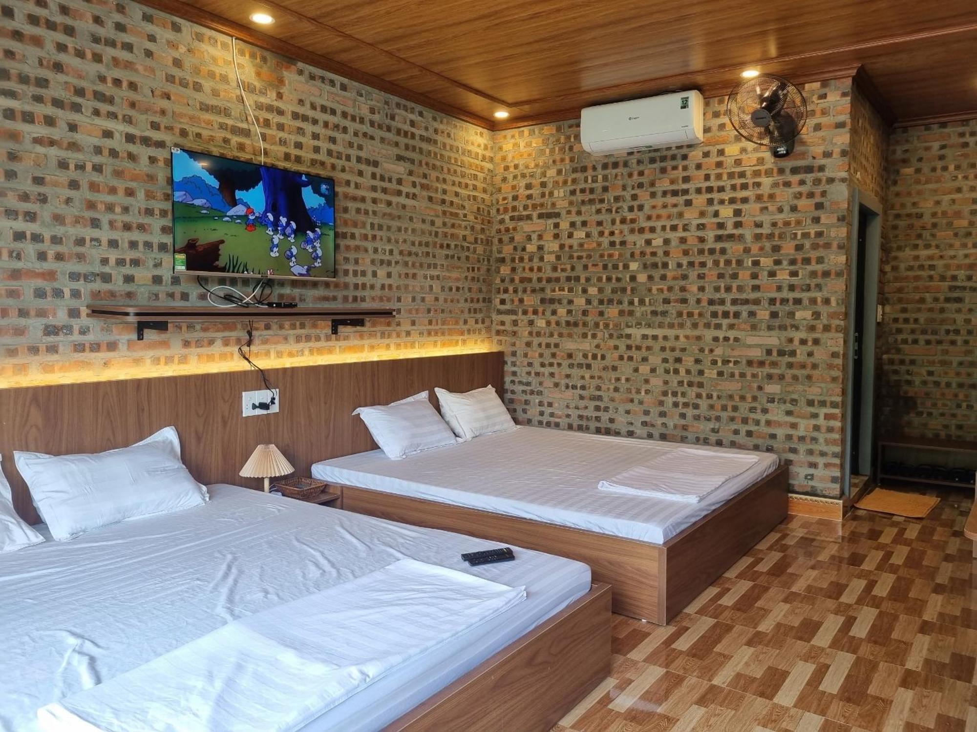 Truong Anh Homestay Ha Giang Exteriör bild
